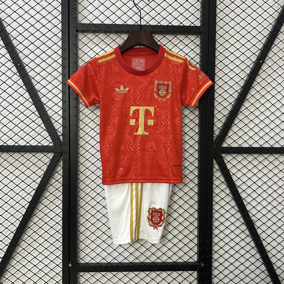 Conjunto Infantil - Bayern de Munique 25/26 Aniversário 125 anos Edição Especial